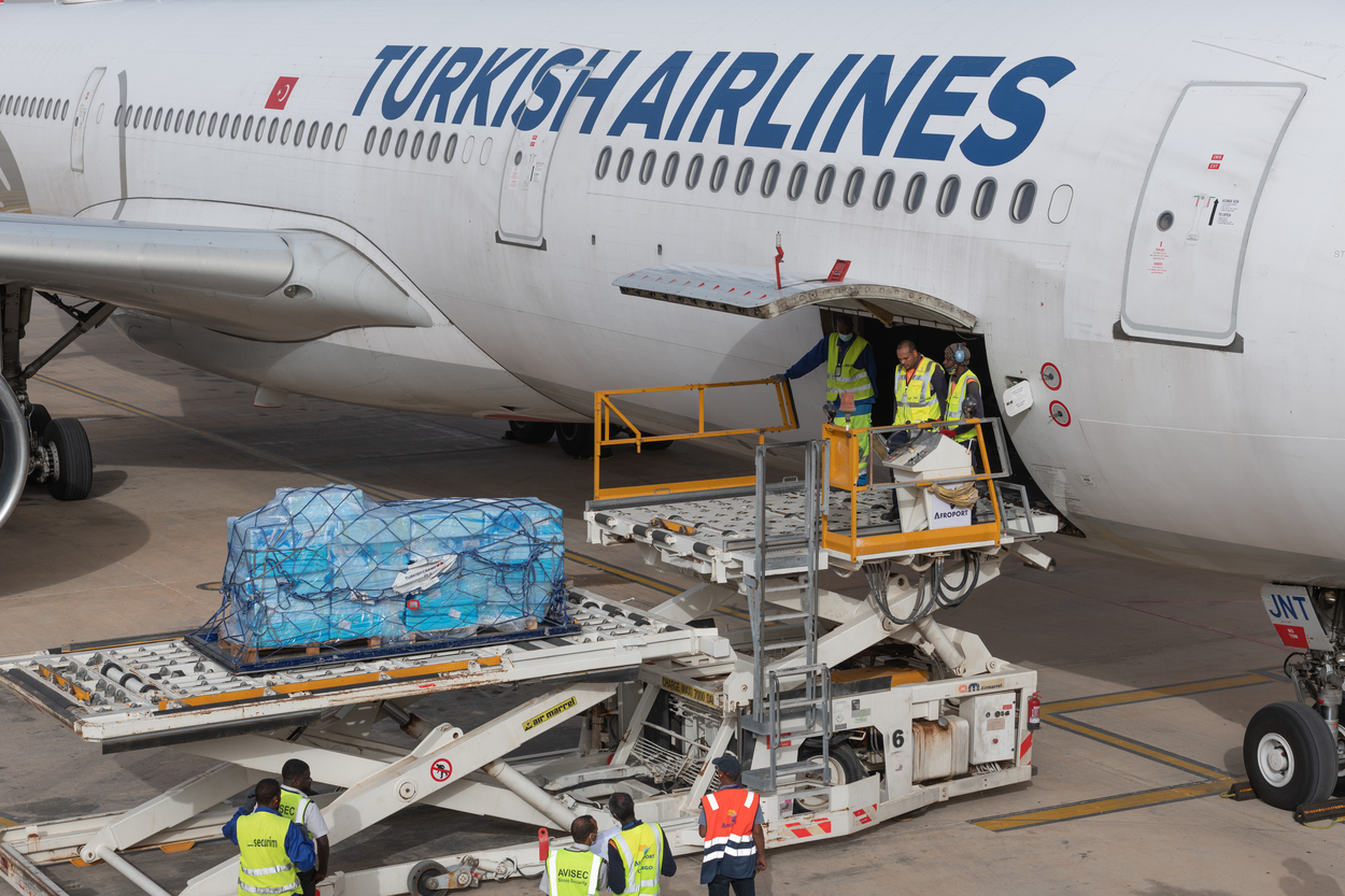 Cargo and freight operations at Nouakchott - Oumtounsy International Airport — photo 17